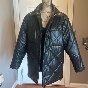 Black faux leather quilted oversized jacket - size XS